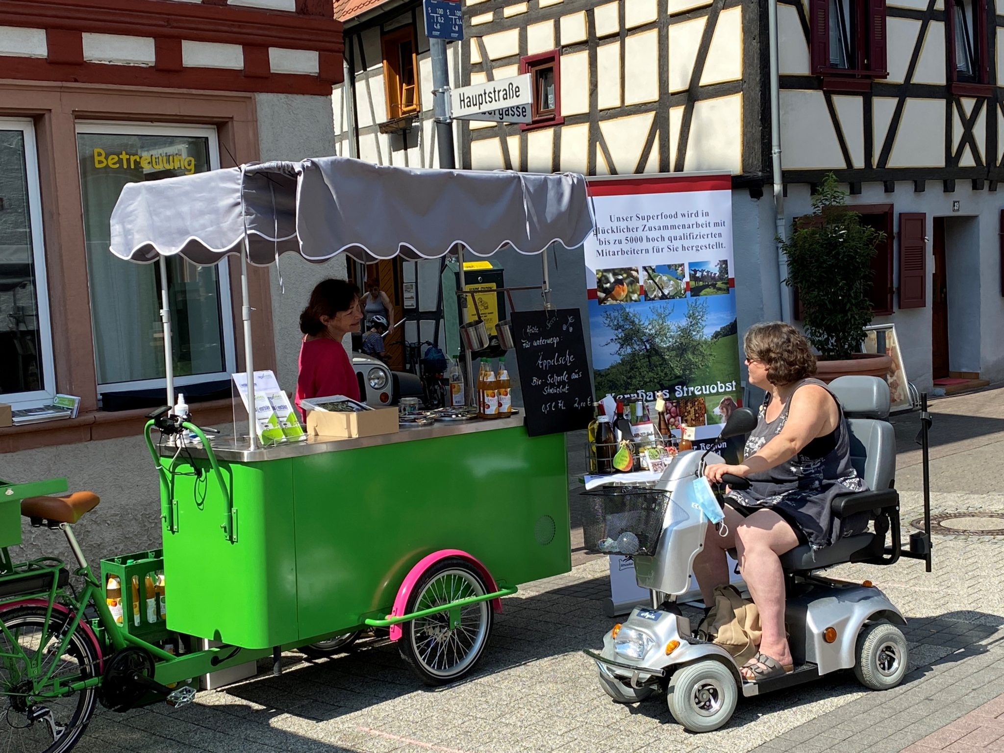 Genial Regional Verein - Ausschankbike auf dem Regionalmarkt